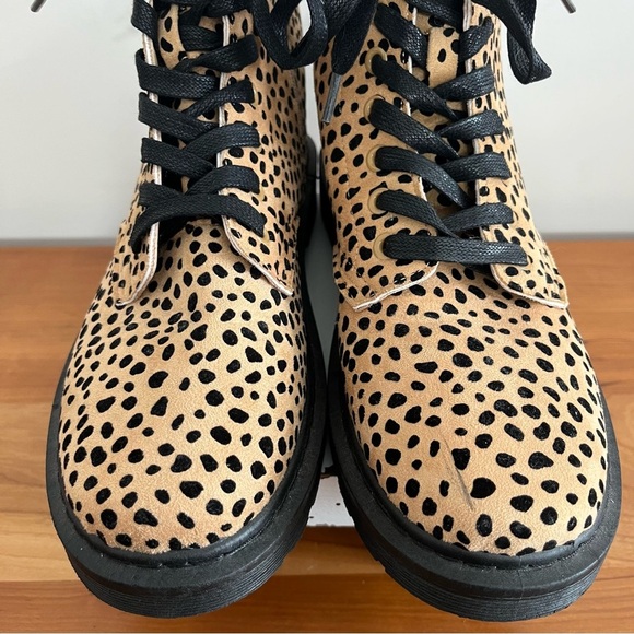 Women’s Pierre Dumas Amora-1 Cheetah Print Combat Boot Side Zip Lace Up Size 10 - Picture 5 of 11